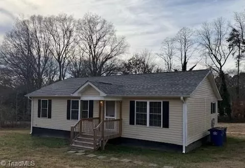 4760 Ader Dr, Winston Salem, NC 27105