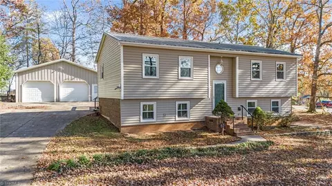 5195 Pine Hall Rd, Walnut Cove, NC 27052