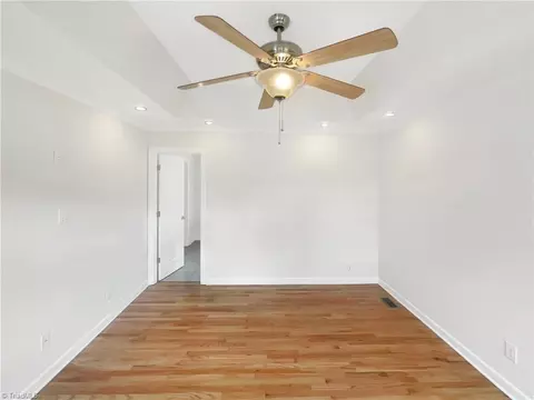 Bedroom - 2942 Clear Ridge Dr, Trinity, NC 27370 photo 3 of 7