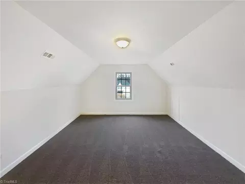 Bedroom - 2942 Clear Ridge Dr, Trinity, NC 27370 photo 6 of 7