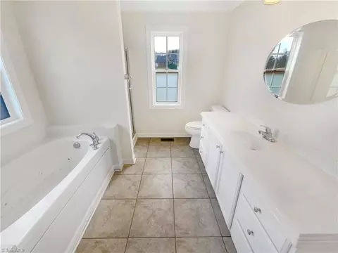 Bath - 2942 Clear Ridge Dr, Trinity, NC 27370 photo 2 of 3