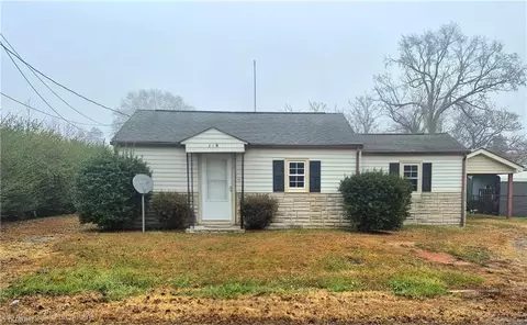 119 Hines Dr, Winston Salem, NC 27107