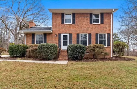 245 Summerglen Dr, Lewisville, NC 27023