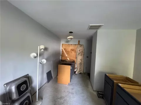 Entry Way - 1102 Campbell St, High Point, NC 27262 photo 2 of 6