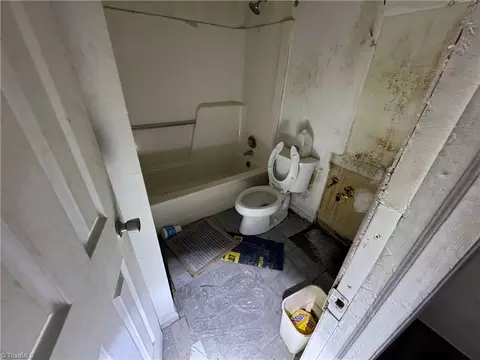 Bath - 1102 Campbell St, High Point, NC 27262 photo 1 of 3