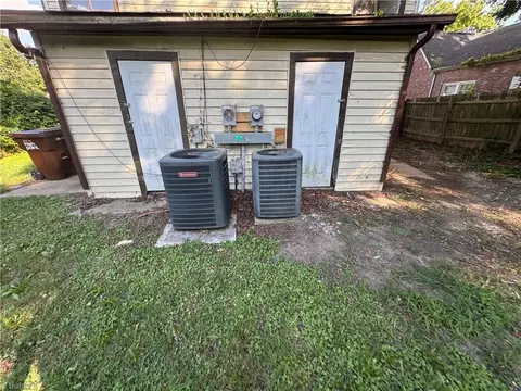 Exterior - 1102 Campbell St, High Point, NC 27262 photo 6 of 7