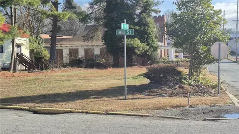 45 Mill St, Lexington, NC 27295