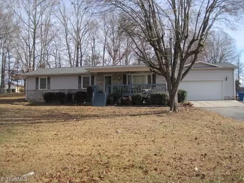 110 Billy Ave, Archdale, NC 27263