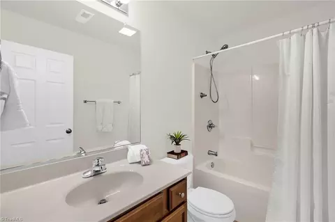 Bath - 706 Chas Ct, High Point, NC 27265 photo 2 of 2