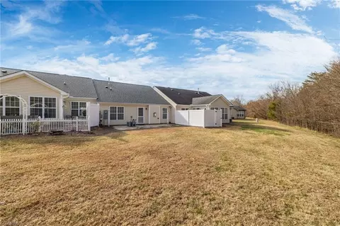 Exterior - 706 Chas Ct, High Point, NC 27265 photo 8 of 9