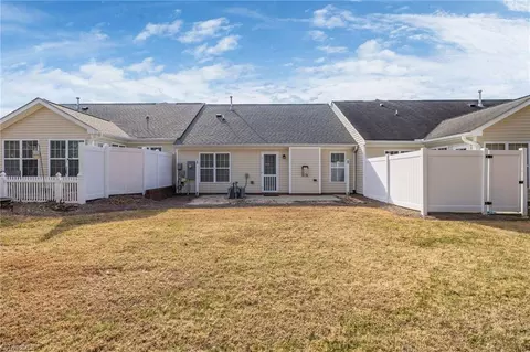 Exterior - 706 Chas Ct, High Point, NC 27265 photo 7 of 9
