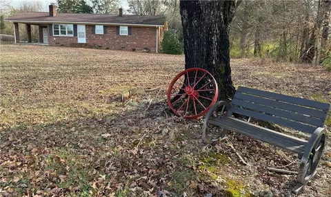 1257 Bethesda Church Rd, Ruffin, NC 27326