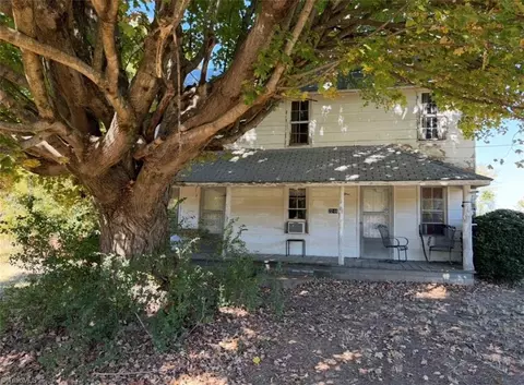 Exterior - 7246 Old Us Highway 64, Trinity, NC 27370 photo 5 of 6