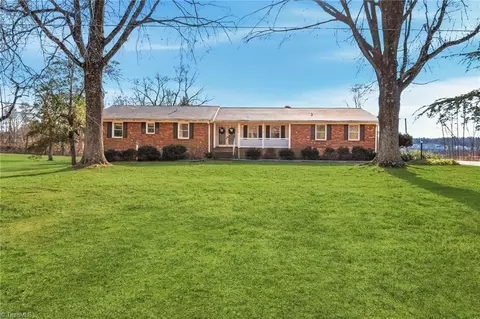330 Fishel Rd, Winston Salem, NC 27127