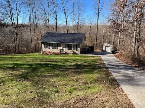1045 Quail Rd, Lexington, NC 27292