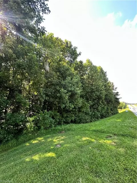 00 Highway 220 S, Madison, NC 27025
