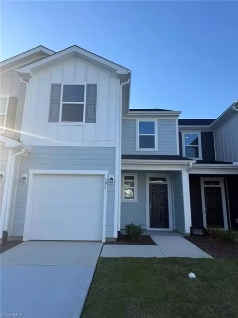 193 Parker Ln, Mebane, NC 27302