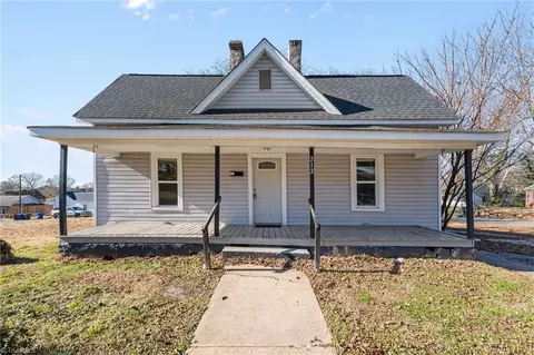 212 Laura Wall Blvd, Winston Salem, NC 27101