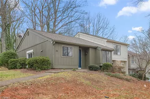 201 Lamplighter Cir, Winston Salem, NC 27104