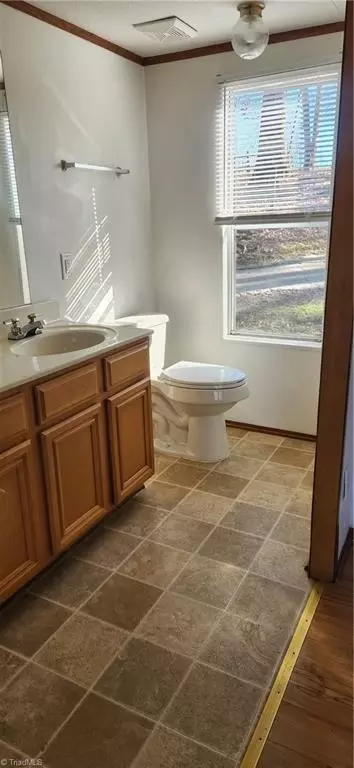680 Edsel Rd, Traphill, NC 28685 photo 7