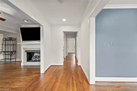 421 Gatewood Ave, High Point, NC 27262 photo 5