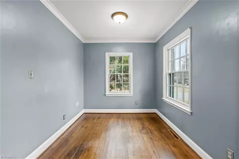 421 Gatewood Ave, High Point, NC 27262 photo 11