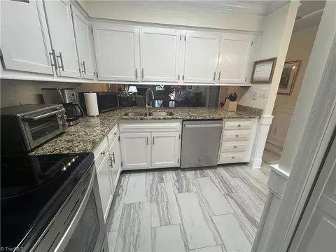 Kitchen - 162 Golfview Dr, Bermuda Run, NC 27007 photo 1 of 2