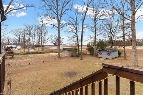Exterior - 69 Lanning Dr, Denton, NC 27239 photo 7 of 8