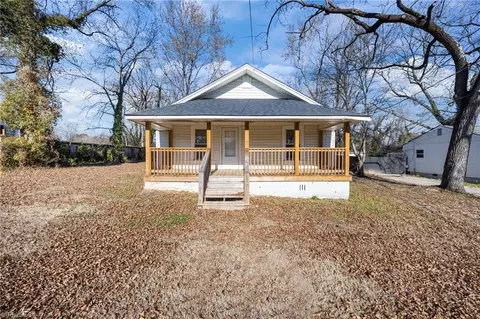 510 Garrett St, Greensboro, NC 27406