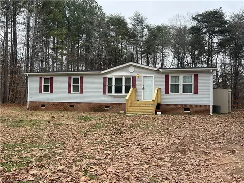 270 Gem Stone Loop, Summerfield, NC 27358 photo 2