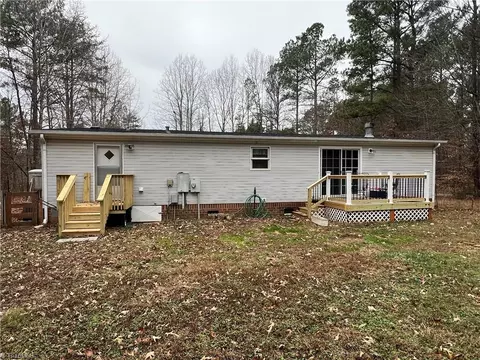 270 Gem Stone Loop, Summerfield, NC 27358 photo 4