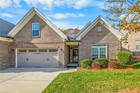 1304 Suzanne Ln, Lexington, NC 27295