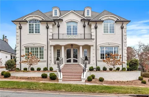 2990 Reynolds Sq, Winston Salem, NC 27106
