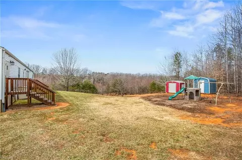 Exterior - 1255 Mountain View Rd, King, NC 27021 photo 8 of 9