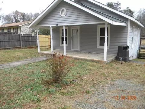 223 Old Wayside Dr, Winston Salem, NC 27107