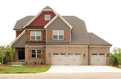 8112 Simon Dr, Stokesdale, NC 27357