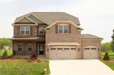 8128 Simon Dr, Stokesdale, NC 27357