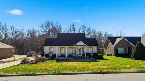 302 Alison Ln, Archdale, NC 27263
