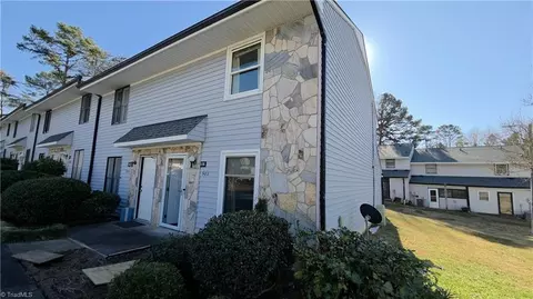 902 Ridge Ct S #125, Winston Salem, NC 27107