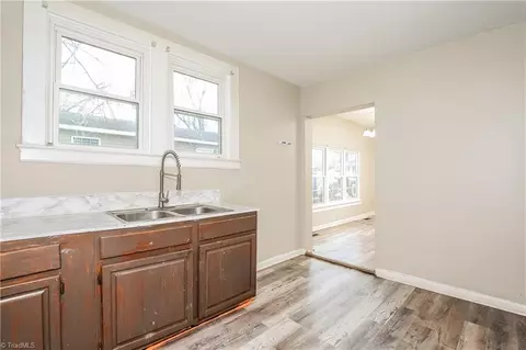 705 Wise Ave, High Point, NC 27260 photo 8