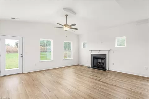 1938 Darrell Dr, Graham, NC 27253 photo 13