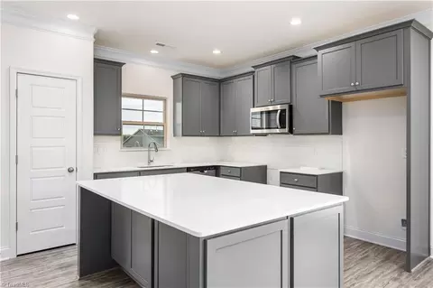 Kitchen - 1926 Darrell Dr, Graham, NC 27253 photo 2 of 3