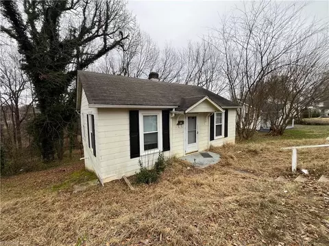 1001 Lane St, Reidsville, NC 27320