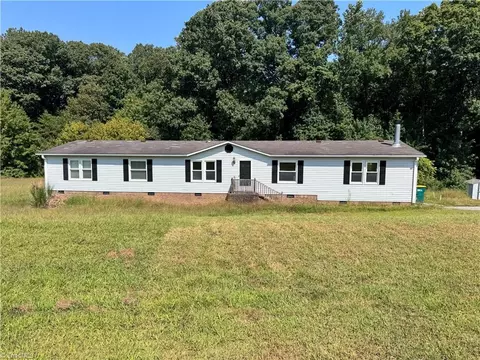 242 Granite Ridge Ln, Winston Salem, NC 27107