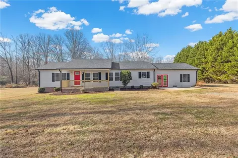 3001 Pilot View Church Rd, Yadkinville, NC 27055