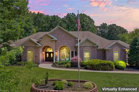 165 Stanley Farm Rd, Kernersville, NC 27284