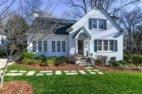 1848 Elm St N, Greensboro, NC 27408