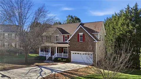 12 Pepperwood Cir, Greensboro, NC 27410