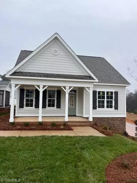 922 Eucalyptus Ct, Winston Salem, NC 27106
