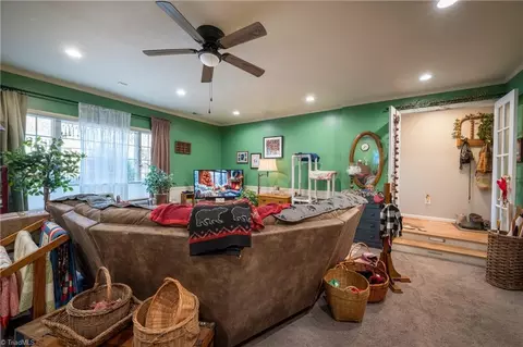 710 Saddle Dr, Pilot Mountain, NC 27041 photo 9